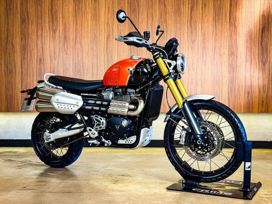 TRIUMPH BONNEVILLE SCRAMBLER 1200 XE 