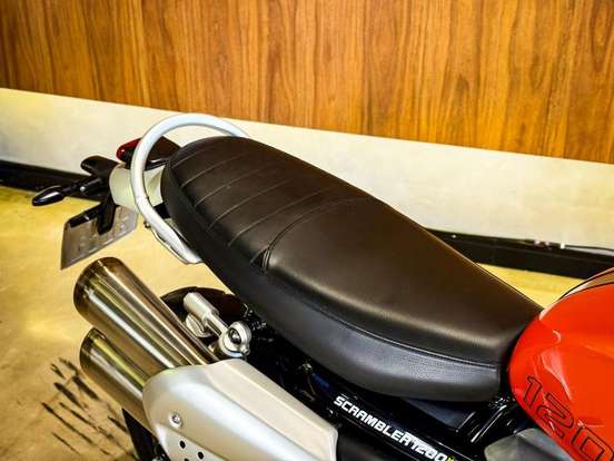 TRIUMPH-BONNEVILLE SCRAMBLER 1200 XE-2024