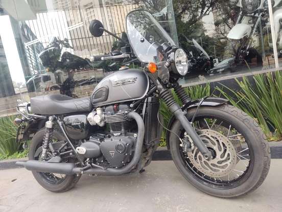 TRIUMPH-BONNEVILLE T120 BLACK 1200-2025