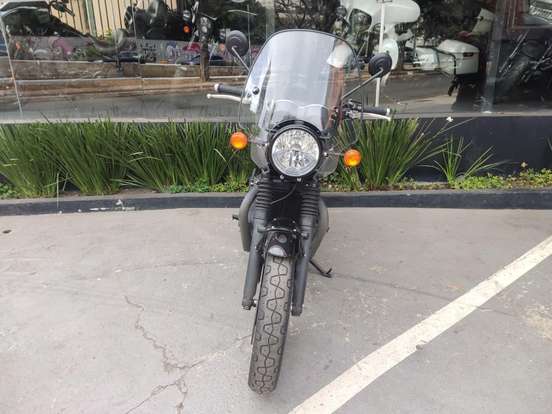 TRIUMPH-BONNEVILLE T120 BLACK 1200-2025
