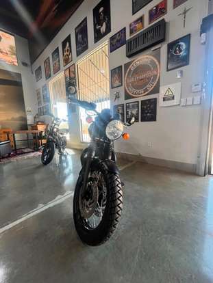 TRIUMPH-BONNEVILLE T120 BLACK 1200-2020