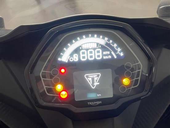 TRIUMPH-DAYTONA 660 TRIUMPH-DAYTONA 660-2024