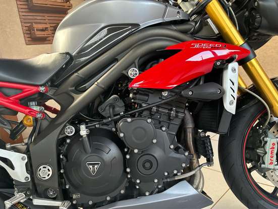 TRIUMPH-SPEED TRIPLE R TRIUMPH-SPEED TRIPLE R-2017