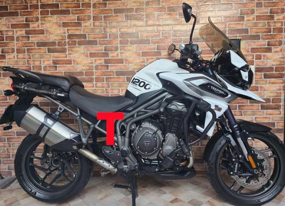 TRIUMPH TIGER 1200 XR 