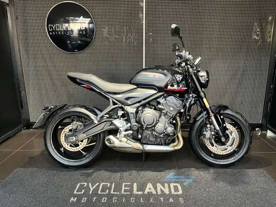 TRIUMPH-TRIDENT 660-2025