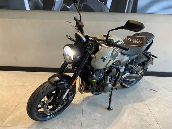 TRIUMPH-TRIDENT 660-2026