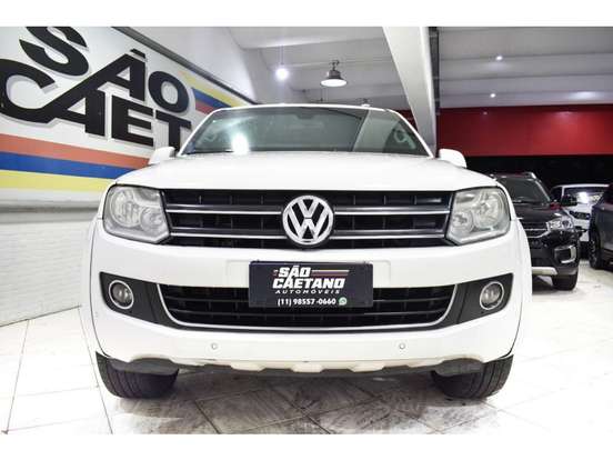 VOLKSWAGEN-AMAROK-2013