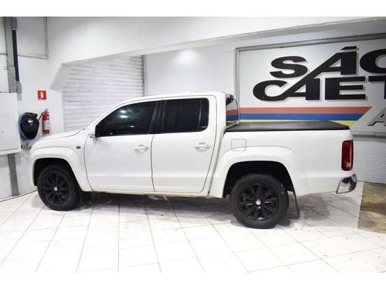VOLKSWAGEN-AMAROK-2013