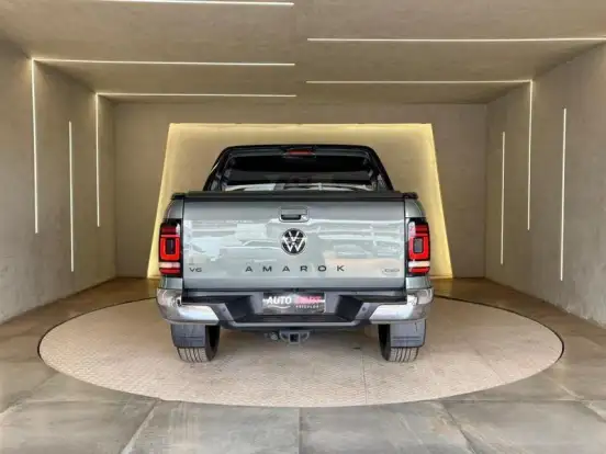 VOLKSWAGEN-AMAROK-2024