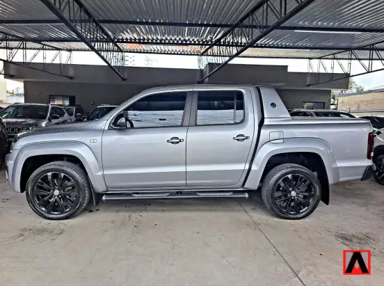 VOLKSWAGEN-AMAROK-2022