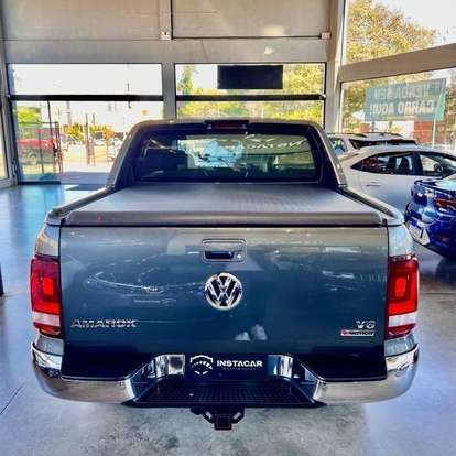 VOLKSWAGEN-AMAROK-2022