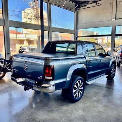 VOLKSWAGEN-AMAROK-2022