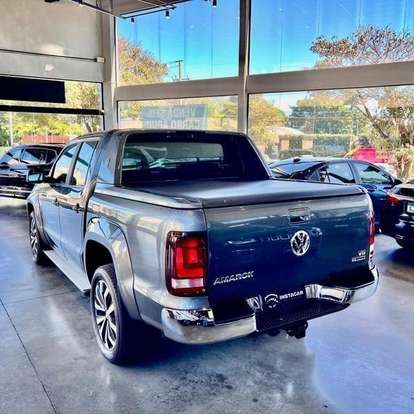 VOLKSWAGEN-AMAROK-2022