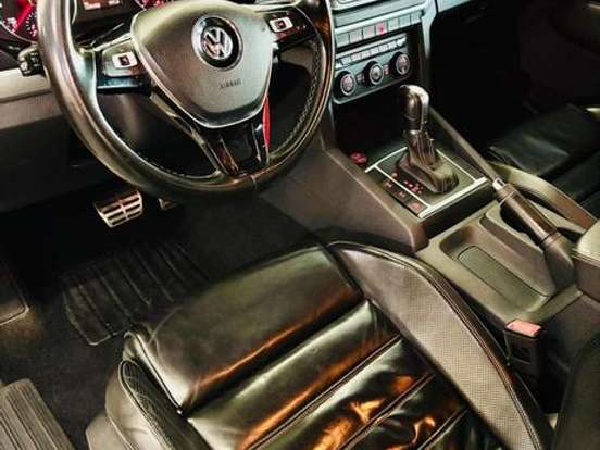VOLKSWAGEN-AMAROK-3.0 V6 TDI DIESEL HIGHLINE EXTREME CD 4MOTION AUTOMÁTICO VOLKSWAGEN-AMAROK-2018