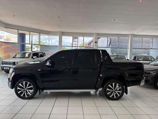 VOLKSWAGEN-AMAROK-2023