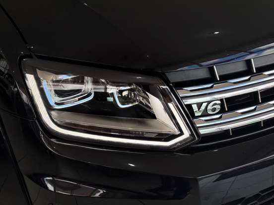 VOLKSWAGEN-AMAROK-2023