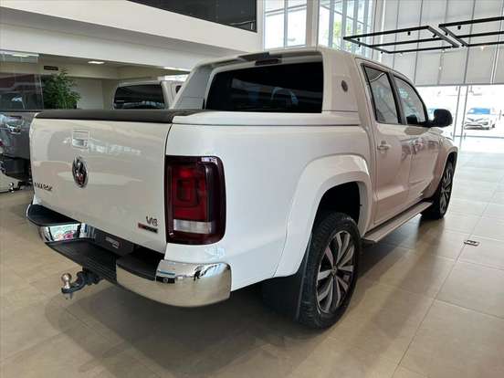 VOLKSWAGEN-AMAROK-2023
