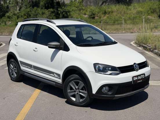 VOLKSWAGEN-CROSSFOX-1.6 MI FLEX 8V 4P MANUAL VOLKSWAGEN-CROSSFOX-2011
