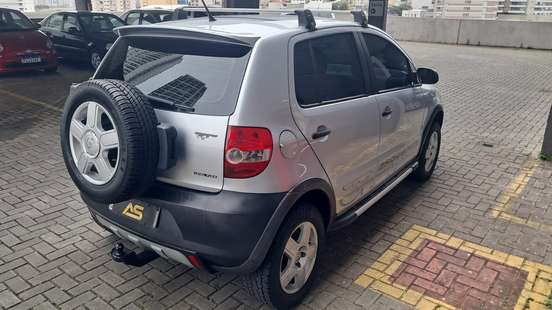 VOLKSWAGEN-CROSSFOX-2009