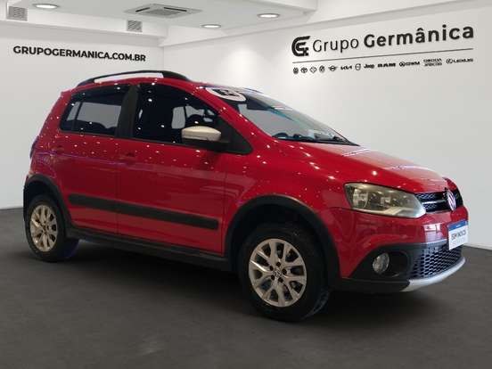 VOLKSWAGEN-CROSSFOX-2014