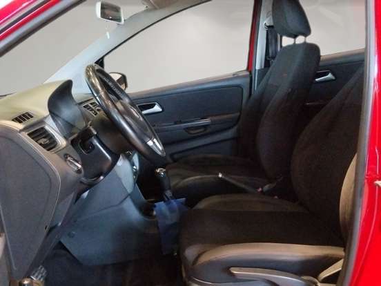 VOLKSWAGEN-CROSSFOX-1.6 MI FLEX 8V 4P MANUAL VOLKSWAGEN-CROSSFOX-2014