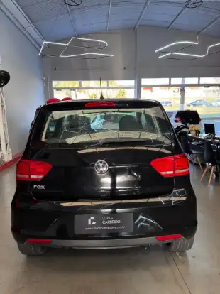 VOLKSWAGEN-FOX-1.0 MPI TRENDLINE 12V FLEX 4P MANUAL VOLKSWAGEN-FOX-2016