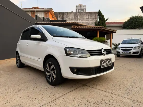 VOLKSWAGEN FOX 1.6 MI 8V FLEX 4P MANUAL