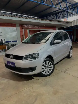 VOLKSWAGEN FOX 1.6 MI BLUEMOTION 8V FLEX 4P MANUAL