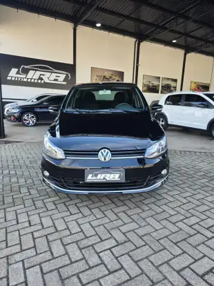 VOLKSWAGEN-FOX-2019