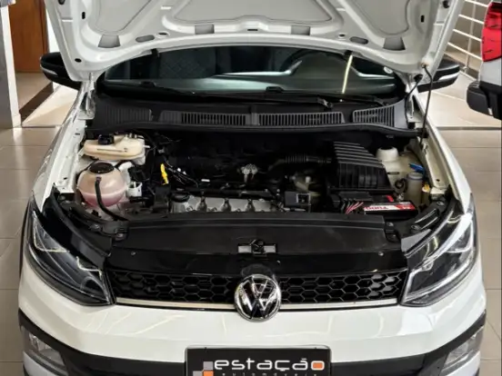 VOLKSWAGEN-FOX-1.6 MSI TOTAL FLEX XTREME 4P MANUAL VOLKSWAGEN-FOX-2020