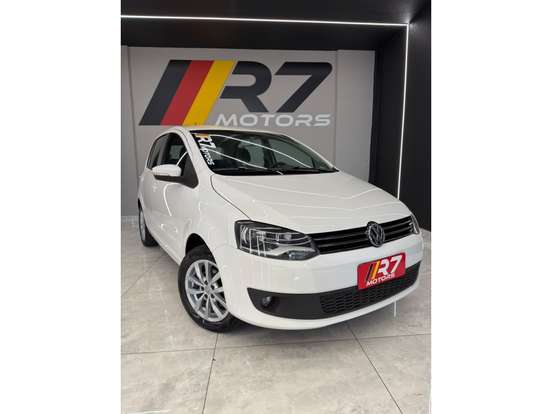 VOLKSWAGEN-FOX-1.0 MI 8V FLEX 4P MANUAL VOLKSWAGEN-FOX-2014