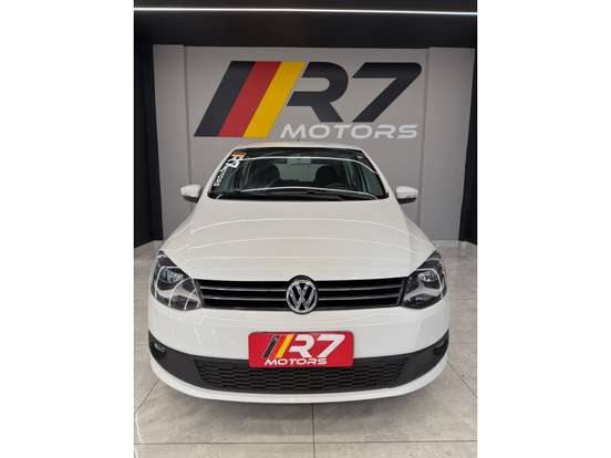 VOLKSWAGEN-FOX-1.0 MI 8V FLEX 4P MANUAL VOLKSWAGEN-FOX-2014