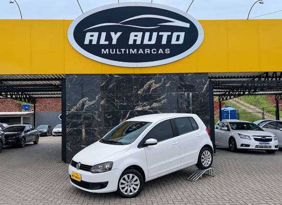 VOLKSWAGEN-FOX-1.0 MI 8V FLEX 4P MANUAL VOLKSWAGEN-FOX-2013