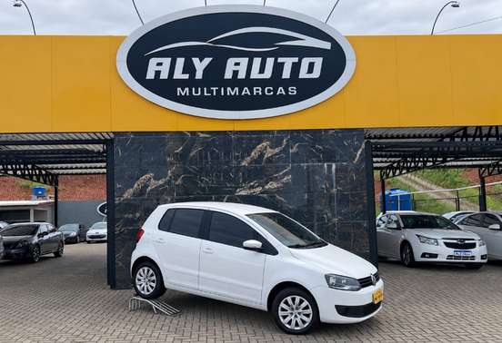 VOLKSWAGEN-FOX-1.0 MI 8V FLEX 4P MANUAL VOLKSWAGEN-FOX-2013