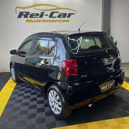 VOLKSWAGEN-FOX-2012