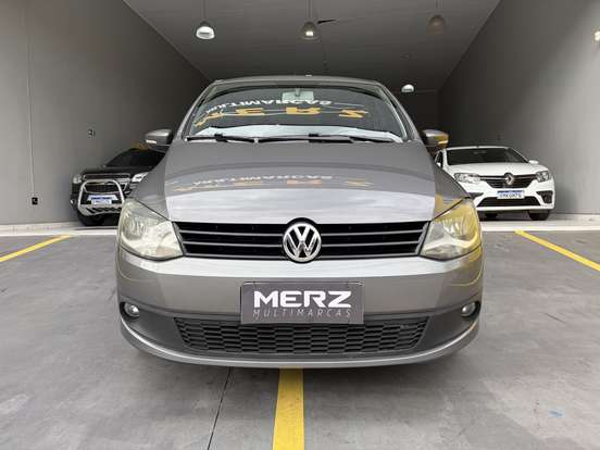 VOLKSWAGEN-FOX-1.6 MI 8V FLEX 4P MANUAL VOLKSWAGEN-FOX-2014