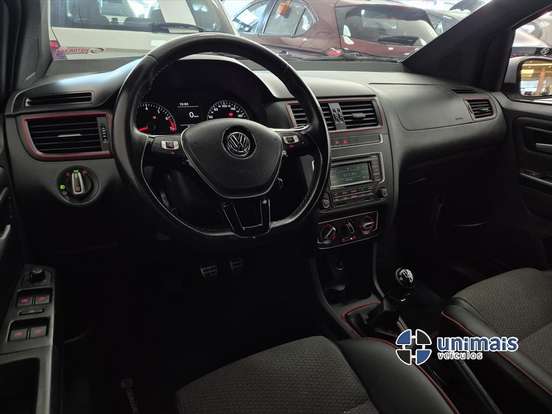 VOLKSWAGEN-FOX-1.6 MI ROCK IN RIO 8V FLEX 4P MANUAL VOLKSWAGEN-FOX-2016