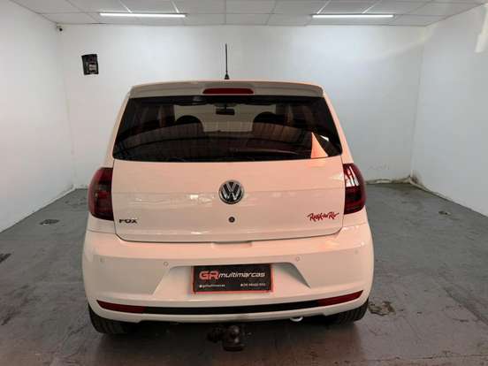 VOLKSWAGEN-FOX-2013