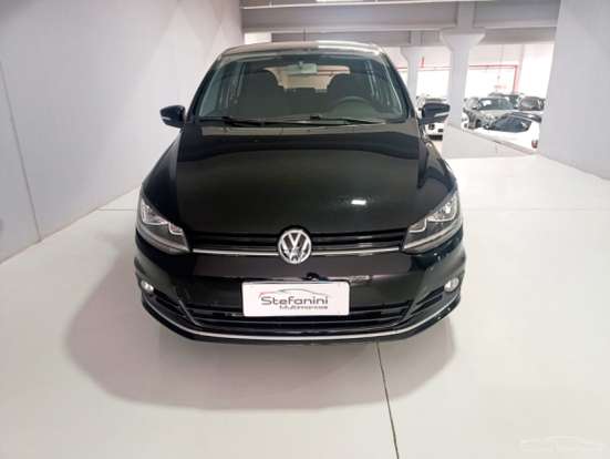 VOLKSWAGEN-FOX-2021
