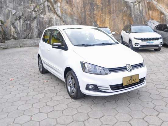 VOLKSWAGEN-FOX-1.6 MSI TOTAL FLEX CONNECT 4P MANUAL VOLKSWAGEN-FOX-2020