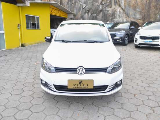 VOLKSWAGEN-FOX-1.6 MSI TOTAL FLEX CONNECT 4P MANUAL VOLKSWAGEN-FOX-2020
