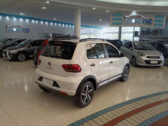 VOLKSWAGEN-FOX-1.6 MSI TOTAL FLEX XTREME 4P MANUAL VOLKSWAGEN-FOX-2020