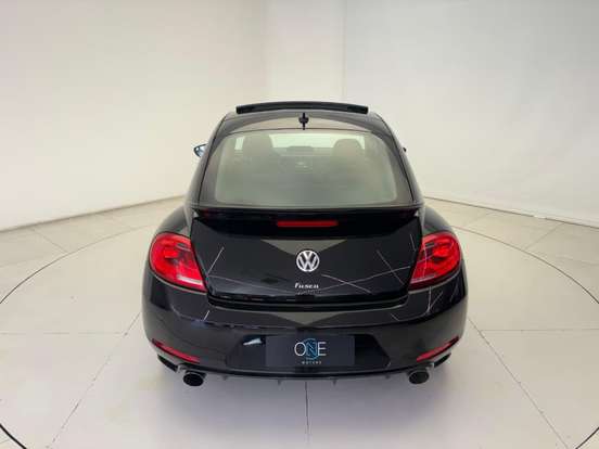 VOLKSWAGEN-FUSCA-2014