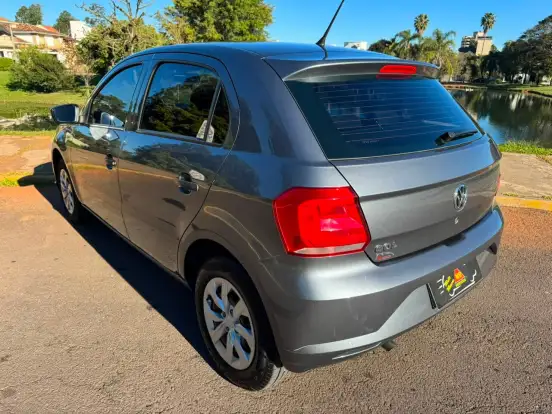 VOLKSWAGEN-GOL-2023
