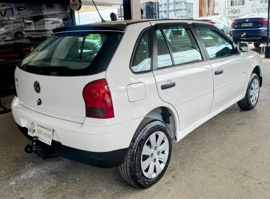VOLKSWAGEN-GOL-2013