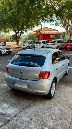 VOLKSWAGEN-GOL-2015