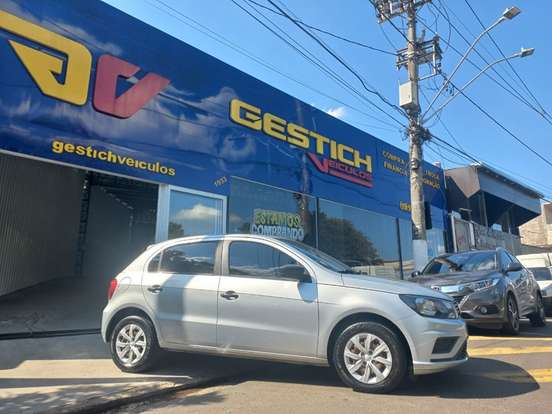 VOLKSWAGEN-GOL-2020