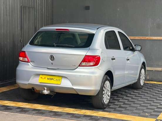 VOLKSWAGEN-GOL-2012