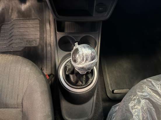 VOLKSWAGEN-GOL-2013