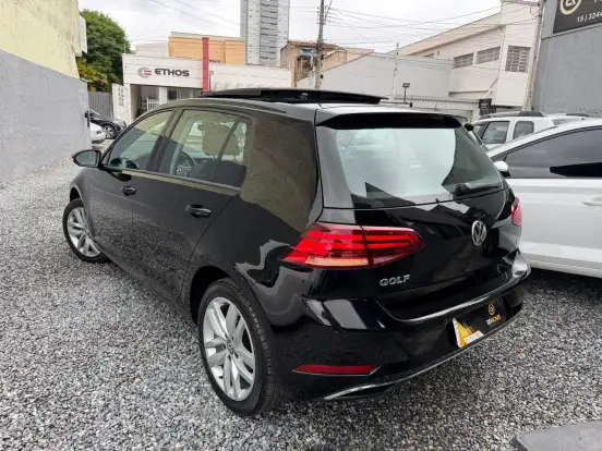 VOLKSWAGEN-GOLF-1.0 200 TSI TOTAL FLEX COMFORTLINE TIPTRONIC VOLKSWAGEN-GOLF-2017